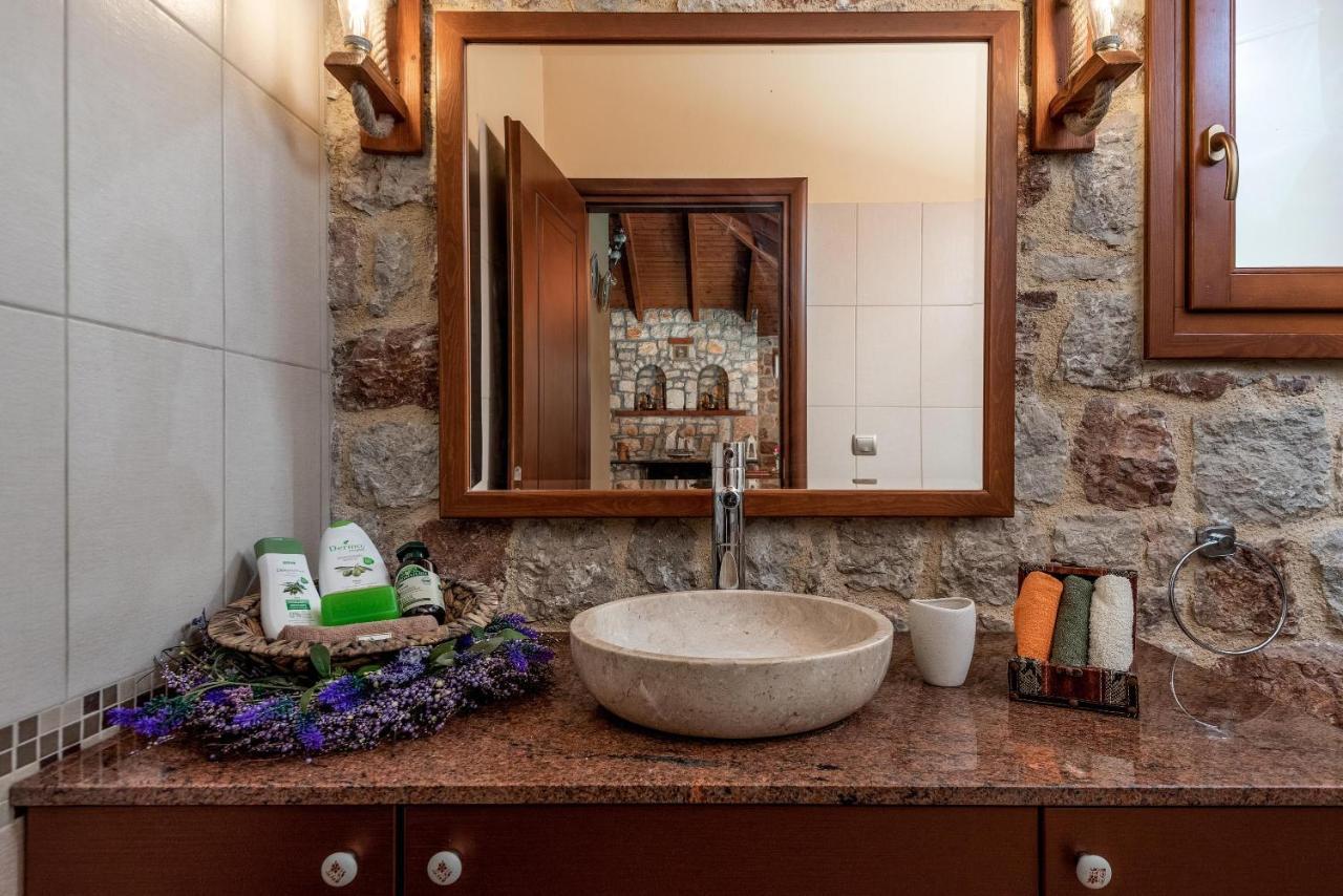 Filerolia Stone House Villa Pastida Bagian luar foto